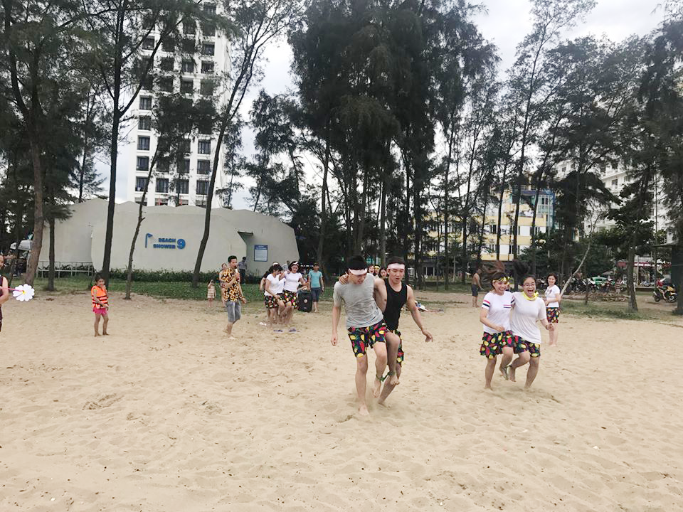 team buildig kết hợp gala dinner 2017 của trung tâm apax english lý thường kiệt